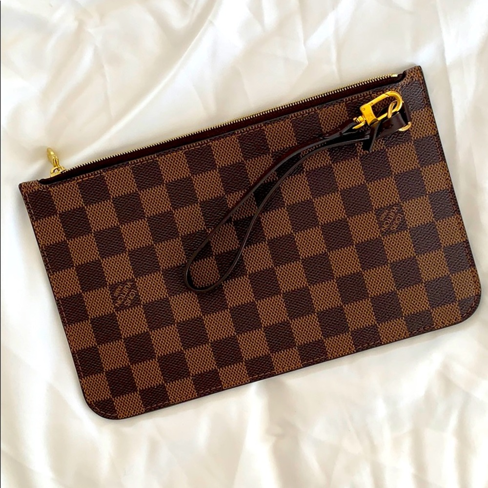 LV wristlet